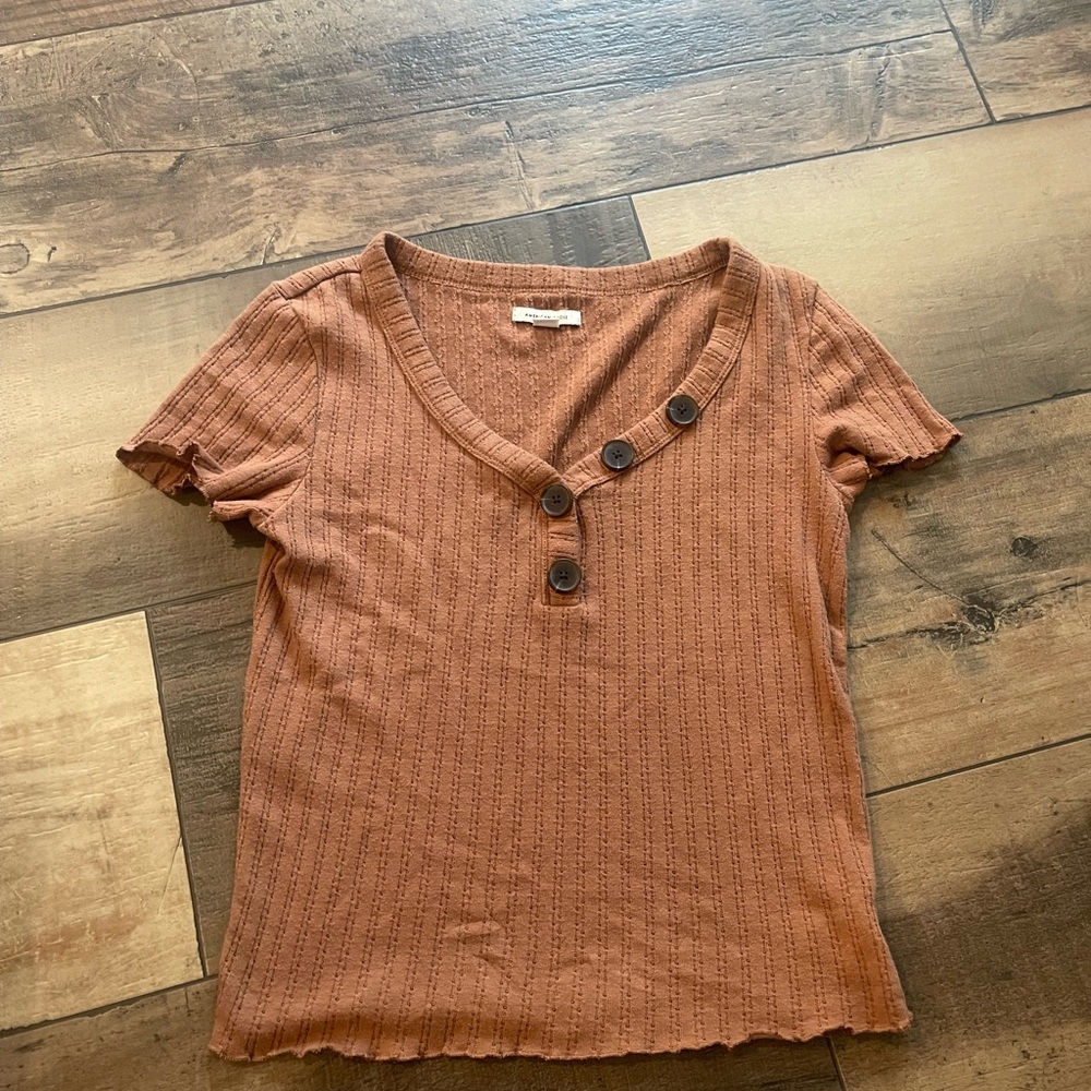 Womens American Eagle shirt